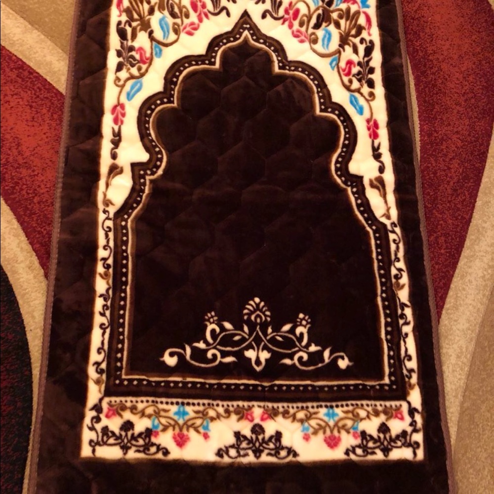New pley rug